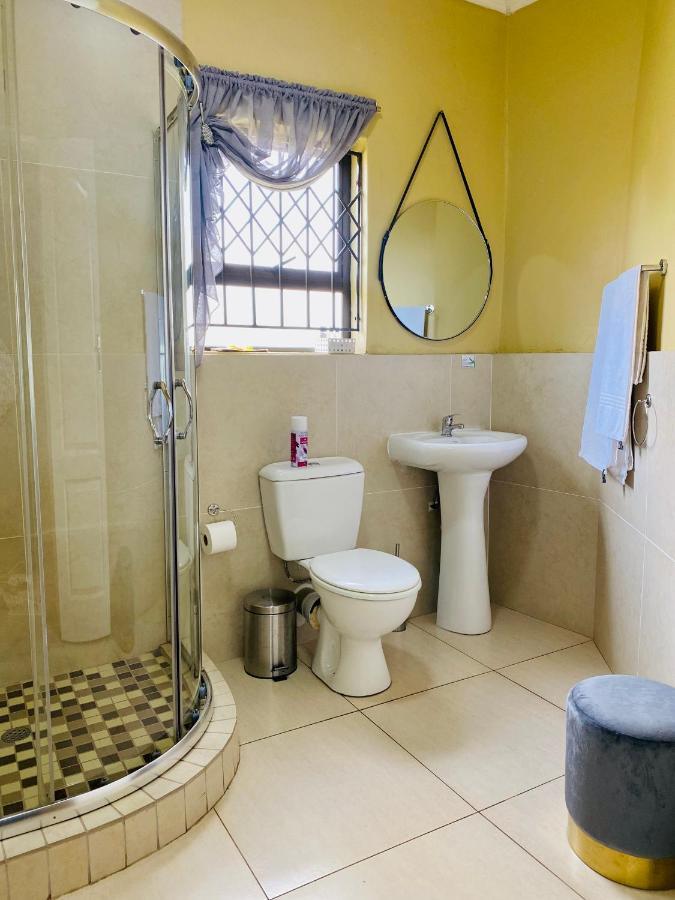 Mrhali Boutique Guest House KwaMhlanga Kültér fotó